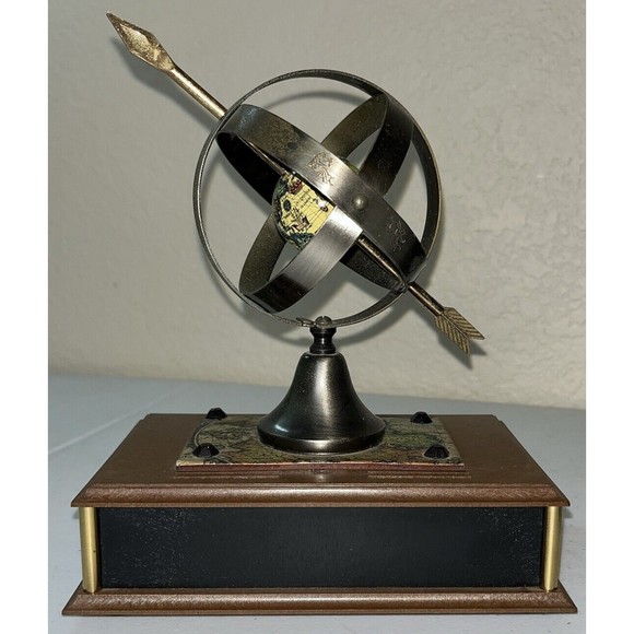 Vintage Fred Roberts Co Globe World AM Transistor Radio Made In Japan Tested - Picture 3 of 12